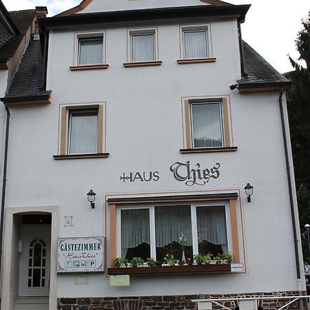 Pension Haus Thies Cochem Bagian luar foto